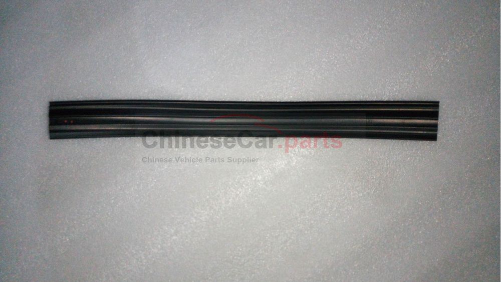 Rear mud groove under the front door glass 6107113-BQ01 for Changan