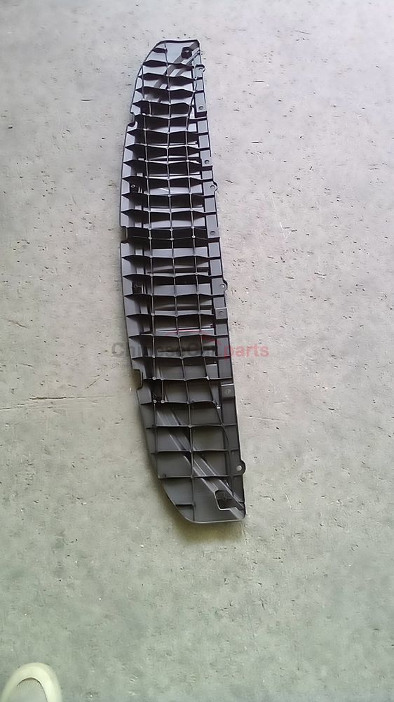 Lower bumper panel of the front bumper 2803640-DY01 for Changan