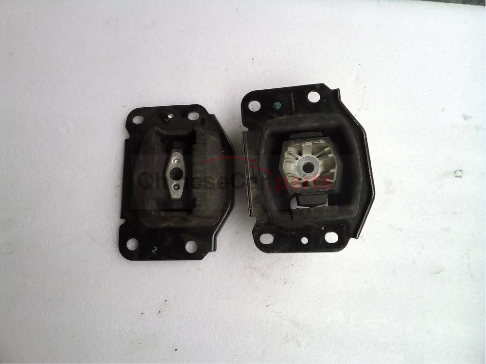 Changan UNI, UNI-K Left rubber gasket of engine OEM 1001660-CR02-AA